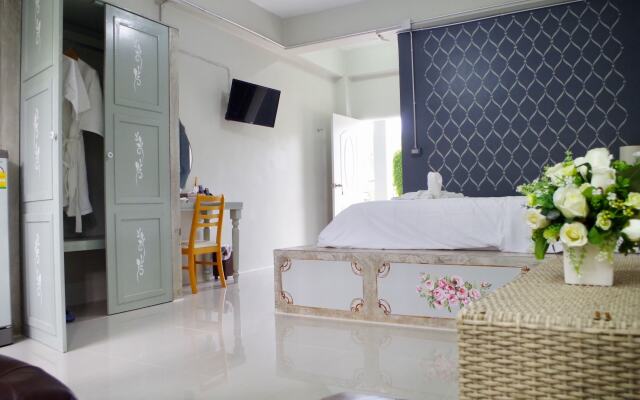 Phuket Nonnita Boutique Resort