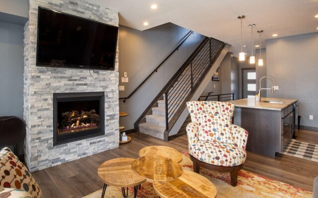 Arrow Townhome 276 by Stay Winter Park