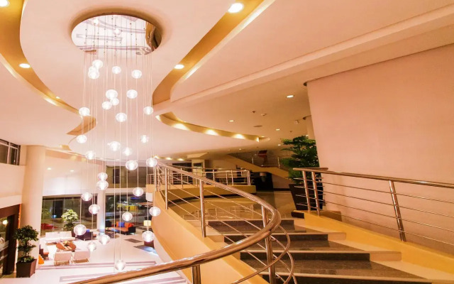 N Hotel