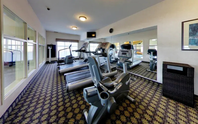 Holiday Inn Express Edmonton-International Airport