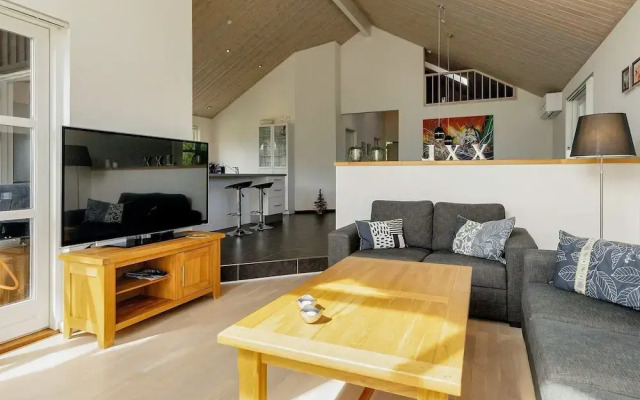 8 Person Holiday Home in Hals