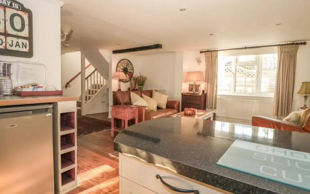 Woodend Annexe