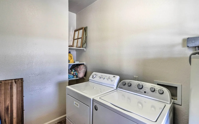 Eloy Desert Oasis w/ Courtyard & Pool Access!