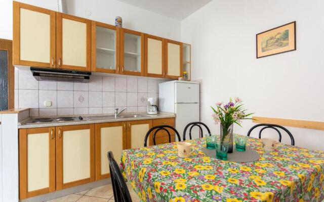 Apartments Belavic