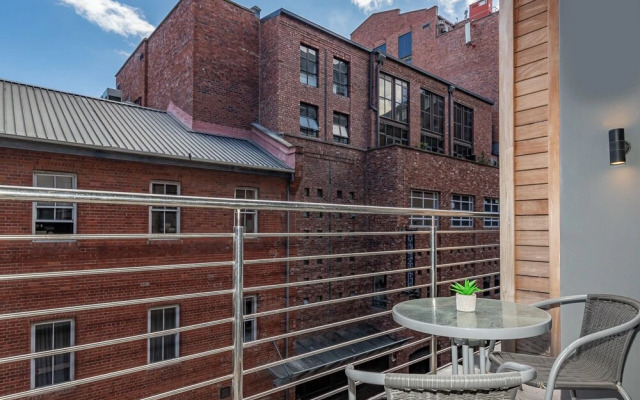 The Docklands Luxury Apartments