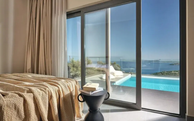 Thea lux natur villa