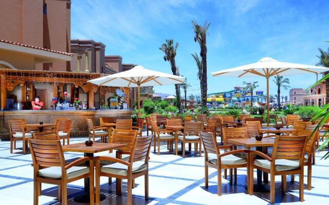 Charmillion Club Aqua Park