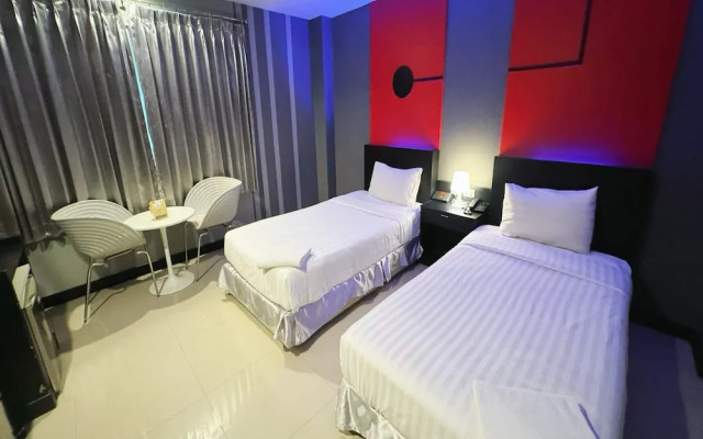 Capital O 75514 Vasidtee City Hotel