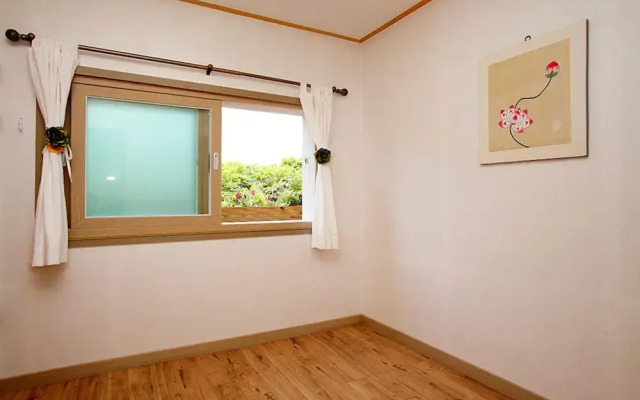 Jeonju Oraedoenmirae Guest House