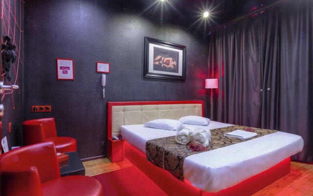 Vezendorf Na Sevastopolskom Mini-Hotel