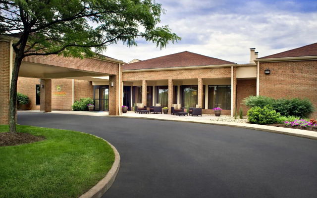 Courtyard By Marriott Hartford/Windsor Airport