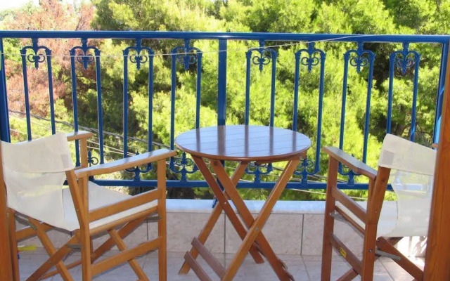 Kavos Hotel
