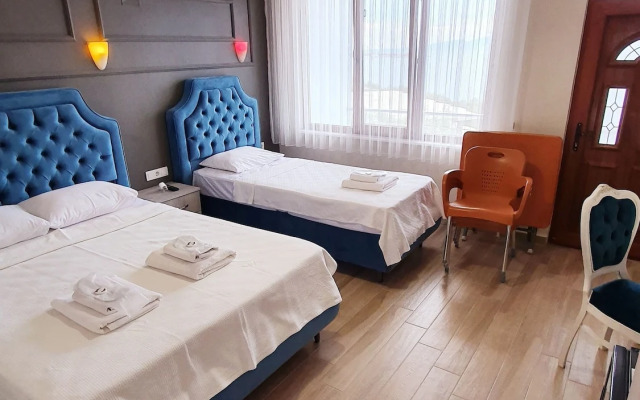 Assos Nazan Motel Restoran Beach