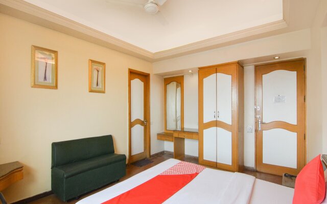 OYO 17243 Hotel Celebration Inn