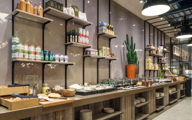 Holiday Inn Brussels Airport by IHG