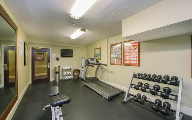 Holiday Inn Express & Suites Merrimack