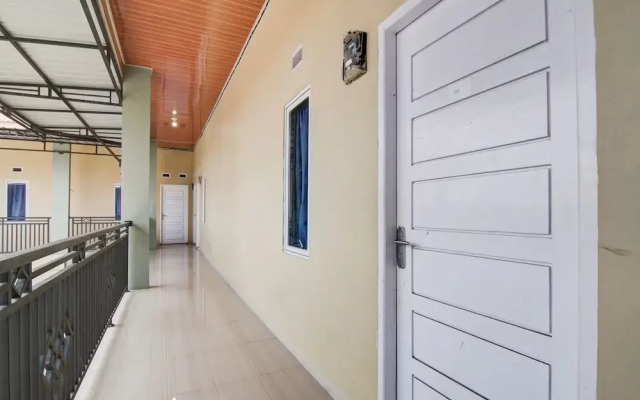 OYO 93087 Wisma Apel Syariah