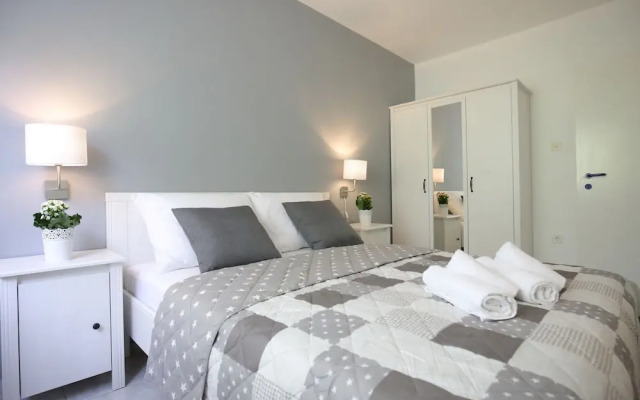 Scenic Holiday Home in Bibinje near Sea