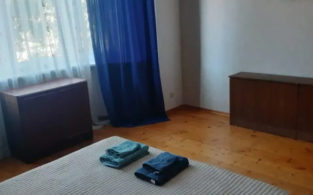 Апартаменты на улице Чкалова 49