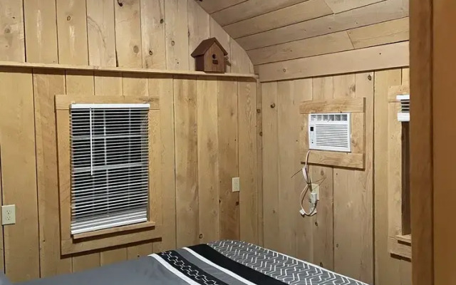 Cabin & Motel Rentals