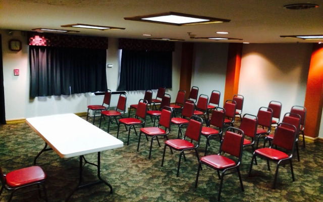 Regency Inn And Suites