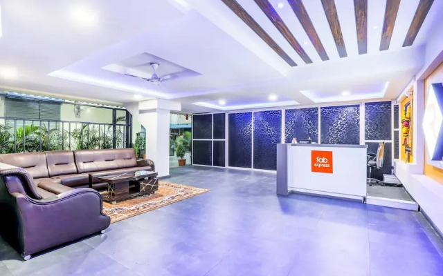 FabExpress Classic Residency