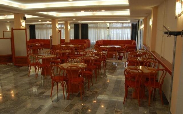 Hotel Makpetrol Struga
