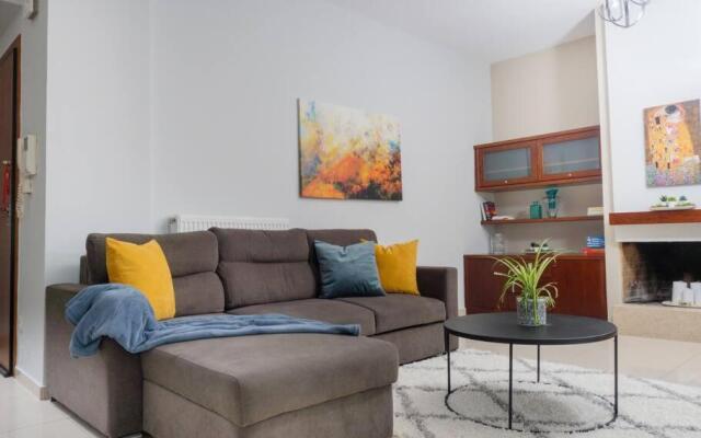 GPK Bright & Stylish 4BR - Central with Free Parking