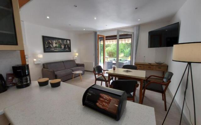 Rare, cosy studio terrasse au coeur de St-Jorioz