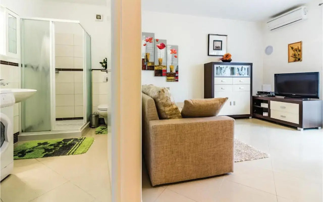 Apartment Peroj VI