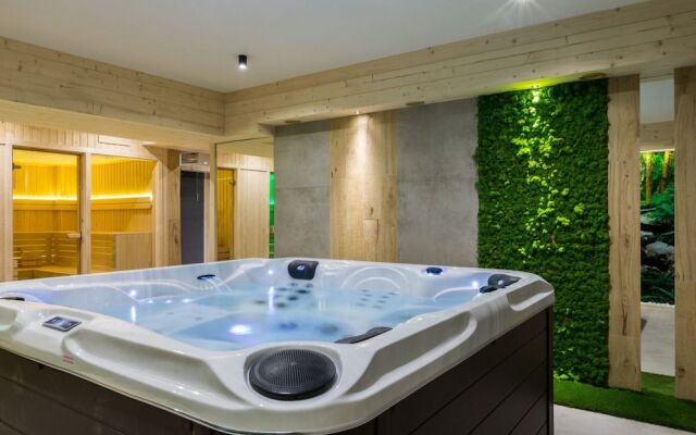 Aparthotel Diamond SPA Family