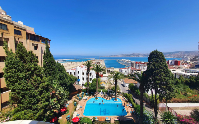 Отель Rembrandt