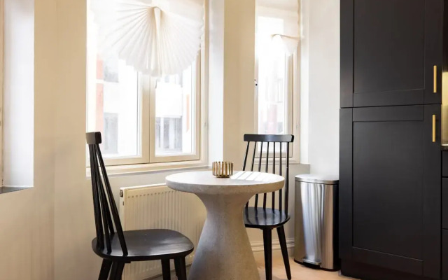 The Mayfair Arms - Modern & Bright 2BDR Apartment