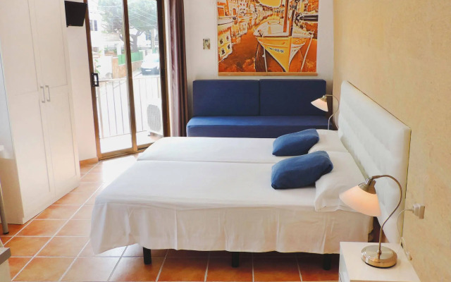 Marblau Hostal