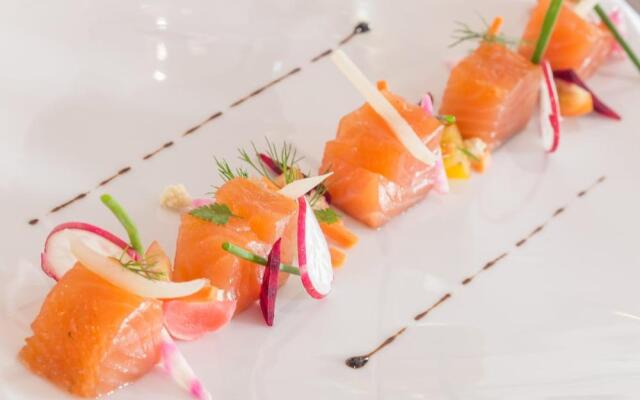 Logis Hôtel Les Platanes