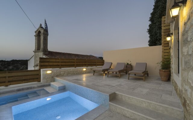 Traditional Apartments Kaladare