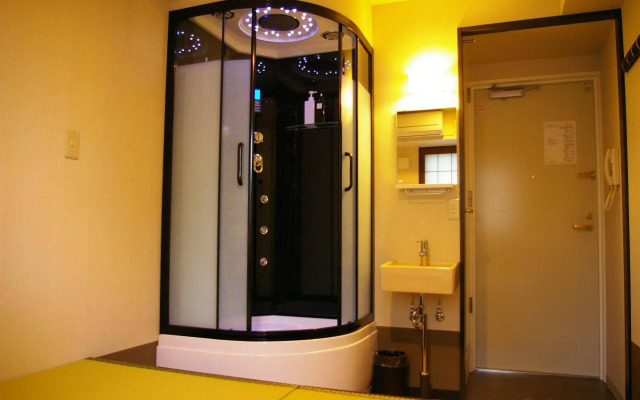 Capsule Ryokan