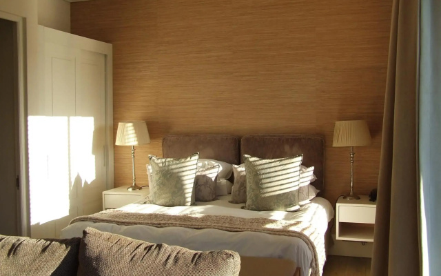 210 Gallery Luxury Studio Apartment