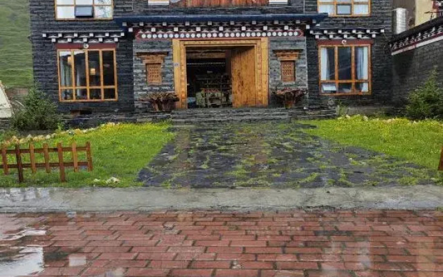 Qiumu Xiaozhu Homestay