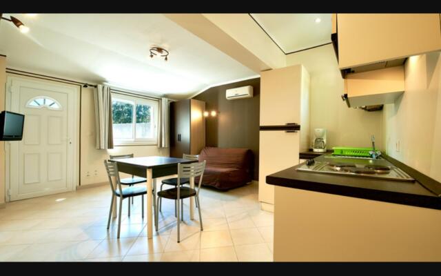 RéSIDENCE LISA MARIA - TWO-BEDROOM HOUSE