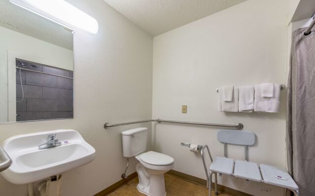 Motel 6 Indianapolis Carmel