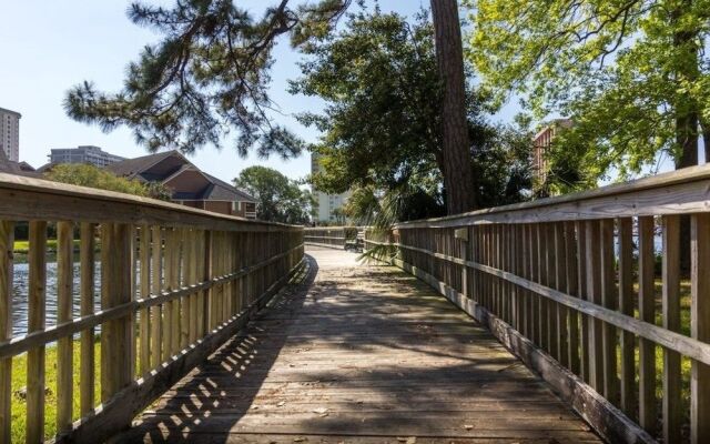 Richmond Park 15 C by RedAwning