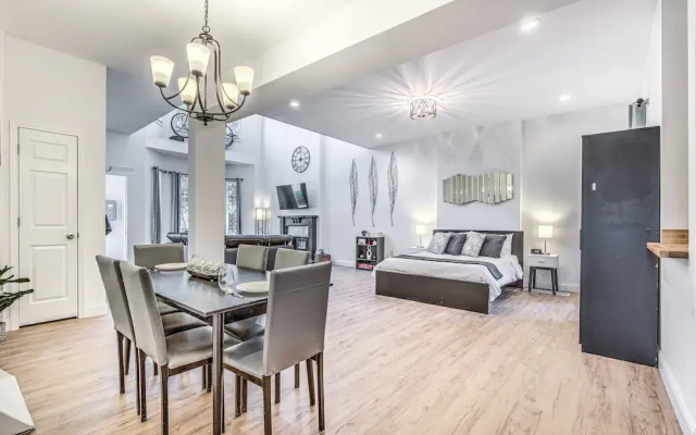 4632 First Floor Hidden Gem