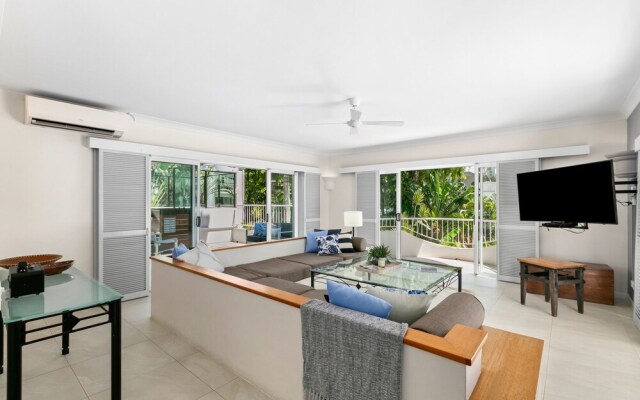 Belle Escapes - Absolute Beachfront Apartment with Private Pool Alamanda Resort "48"