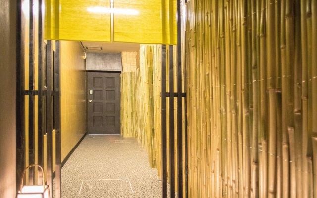 Garden view suite. Near Shijo subway station.