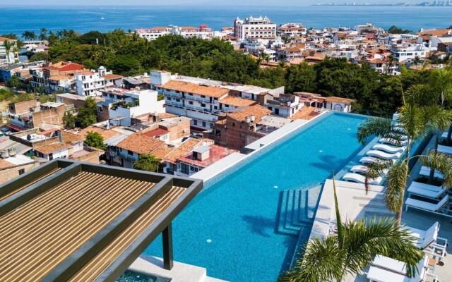 Avida 305 in Puerto Vallarta