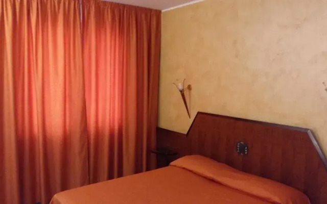 Hotel Cangrande Di Soave