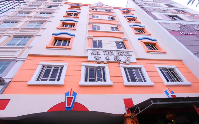 Nicoll Hotel