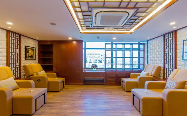 Mandila Beach Hotel DaNang