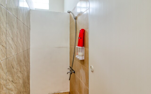 RedDoorz Hostel near Terminal Condongcatur Jogja